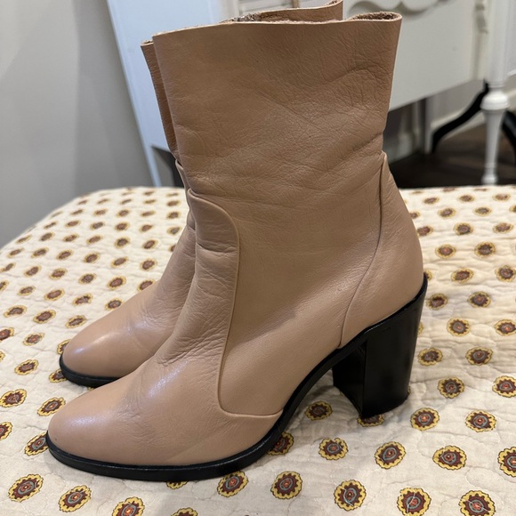 Topshop Tan Leather Ankle Boots Size 39 Made in Spain - Picture 2 of 7